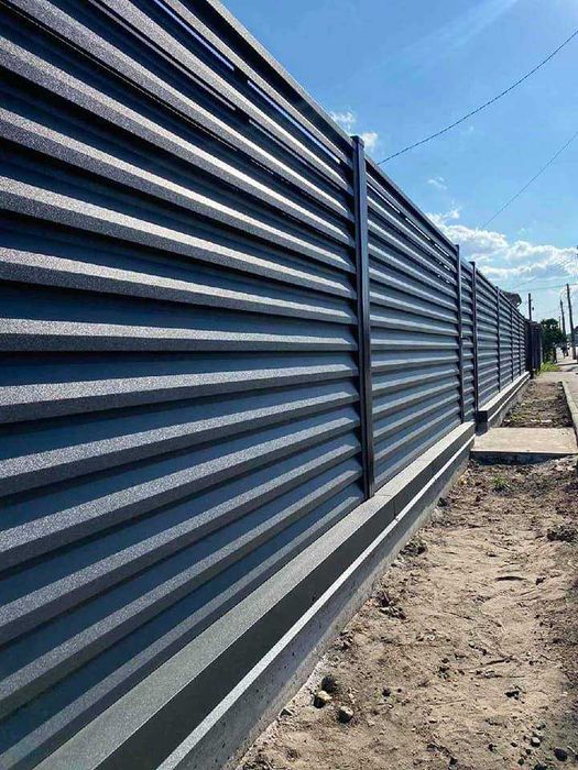 Профнастил, Металочерепиця, Горизонтальний паркан