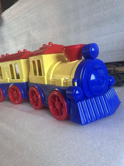 Дитяча іграшка «потяг»