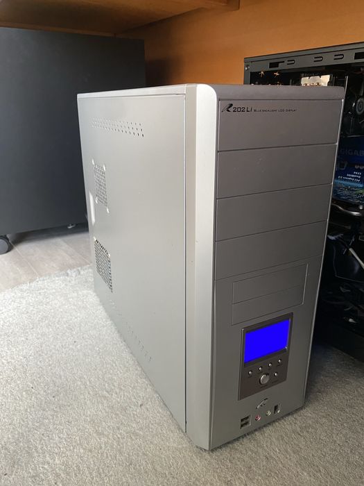 computador antigo completo