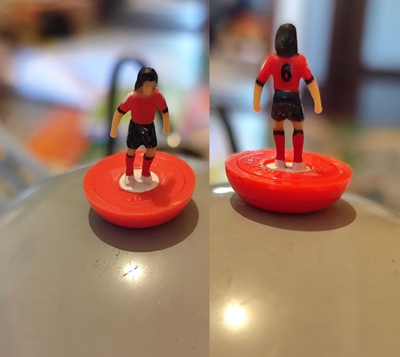 Jogo completo Subbuteo, edição de 2015 da MB Hasbro "International playset"