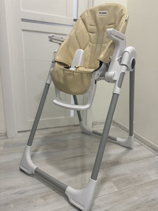 Столик для годування