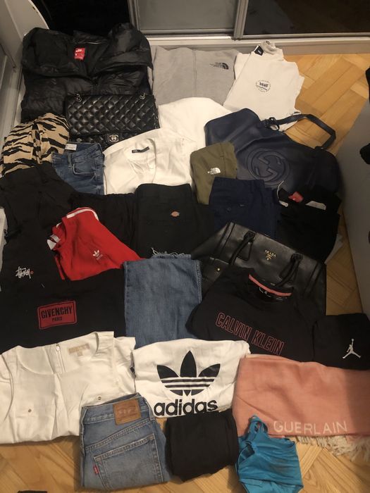 Paki/boxy markowych ubrań