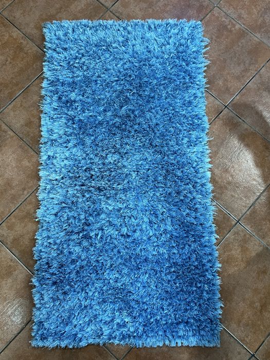 Vendo 3tapetes azuis