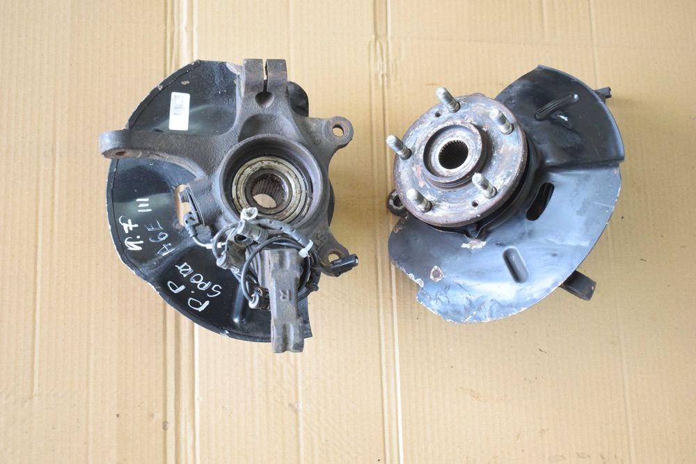 zwrotnica przód prawa  KIA SPORTAGE III IX35 10- 1.7 CRDI