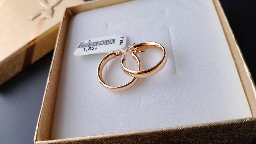 Piękne złote kolczyki 2cm szerokość ok 4mm