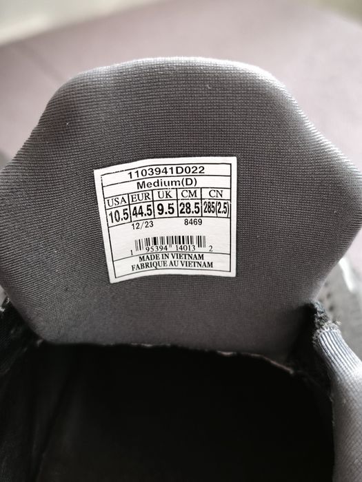 Чоловічі кросівки для бігу Brooks GTS 15.