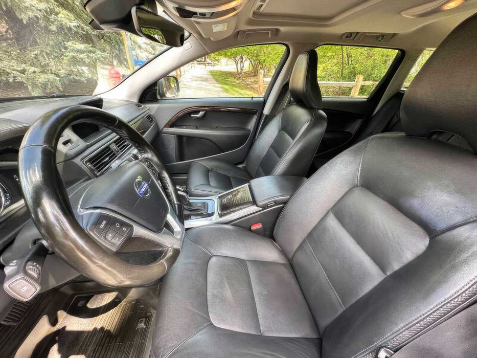 Volvo XC70 T5 Premier      2016