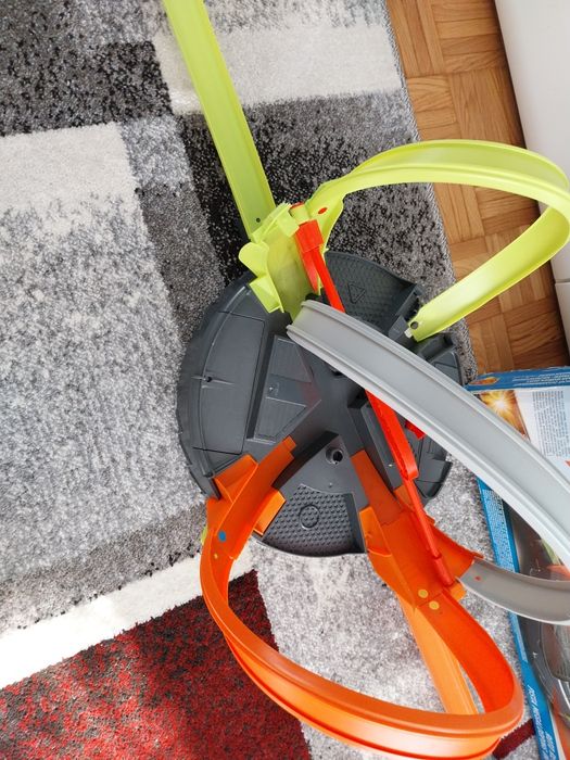 Tor Hołwheels obrotowy