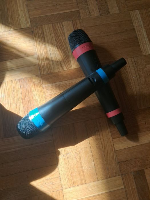 5€ Vendo 2 Micros da marca singstar avariados