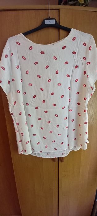 Bluzka usta rozm. 48