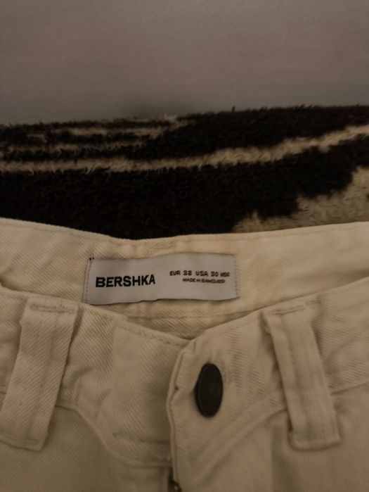 Calças cargo brancas largas