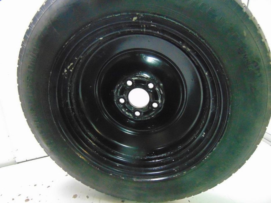 Mercedes ML jipe w163 roda suplente