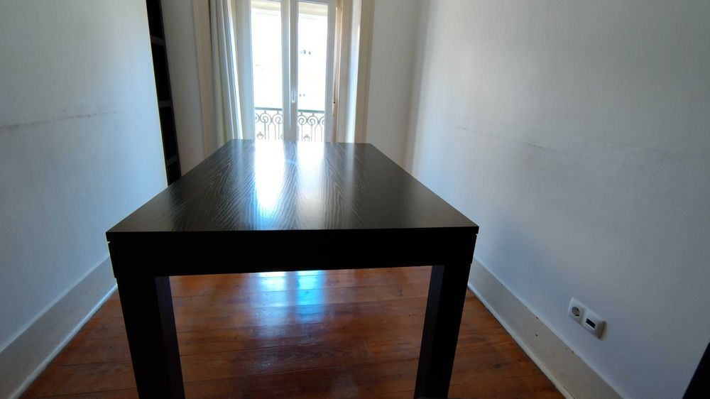 Mesa jantar extensível preta