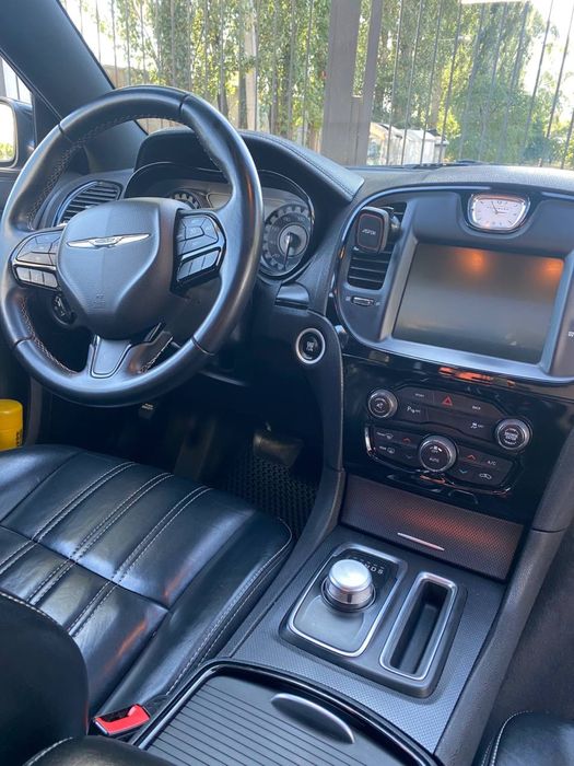 ОБМІН! Ghrysler 300 S 2015! Вишуканий, статусний автомобіль!