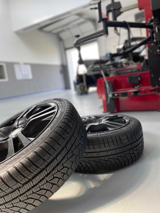 SAMOOBSŁUGOWY warsztat samochodowy podnośniki, narzędzia wymiana oleju