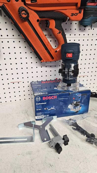 Frezarka Bosch GLF 55-6 550W