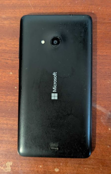 Microsoft Lumia 535 com carregador incluido