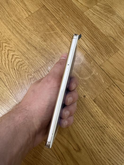 Продам xiaomi 5 plus