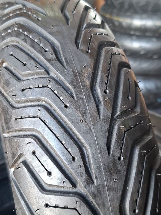 Мотошини 130 60 13 Michelin city grip 2, нова