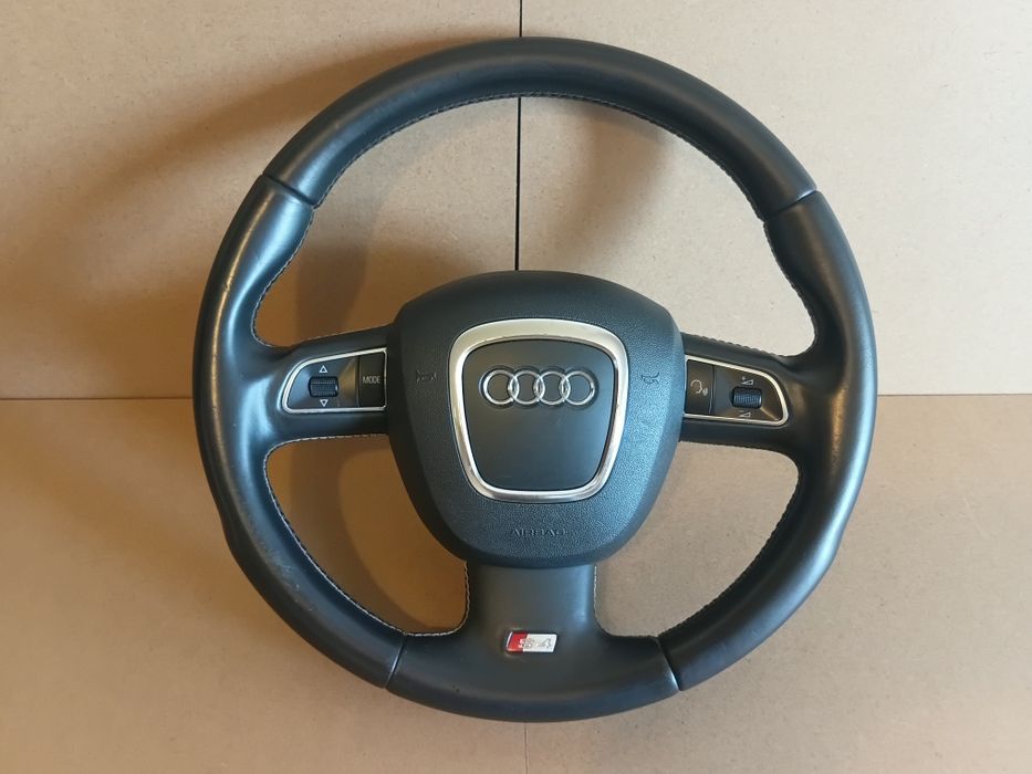 Volante  Audi S4