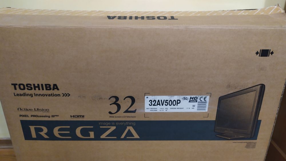 Телевізор Toshiba Regza 32AV500P без смарт TV