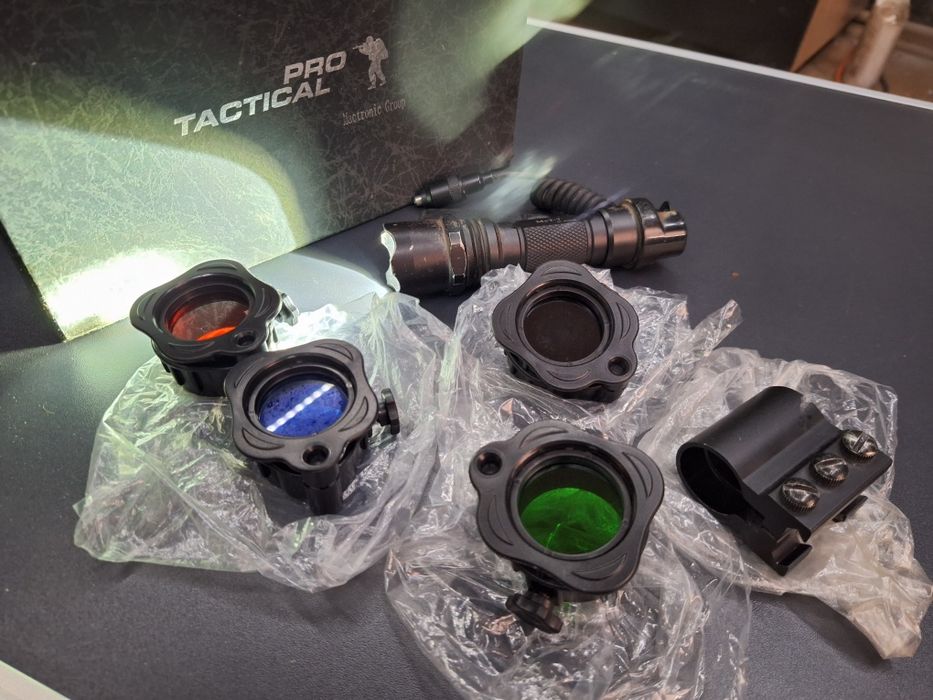 Latarka Pro Tactical Mactronic Group mct-7