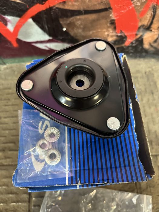 Опора Lancer 9 Sachs 802 403 019