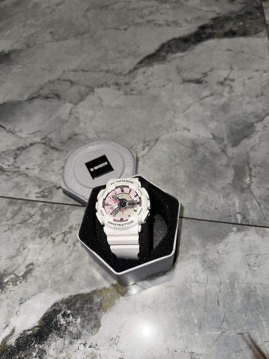 Годинник CASIO GMAS110MP-7A G-shock жіночі білі оригінал