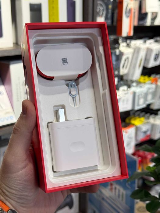 Смартфон OnePlus Ace 6 12/256GB Black Color OS, 1 рік гарантія