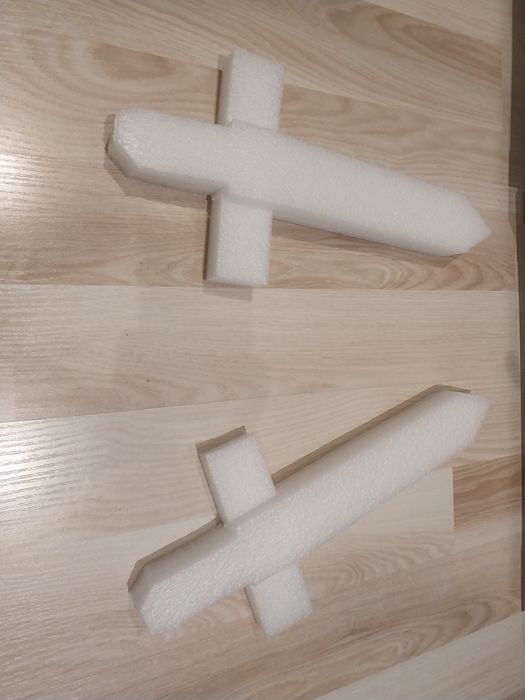 Miecze rycerza, BEZPIECZNE PIANKOWE 2szt za 10zł