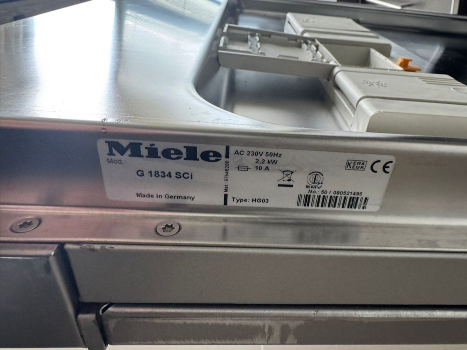 Maquina de lavar louça Mielle  para peças