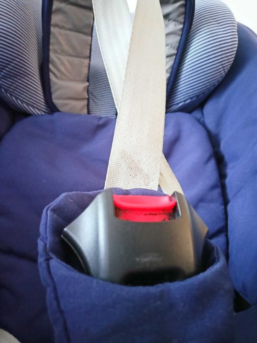 Maxi Cosi Pearl - fotelik samochodowy z bazą FamilyFix