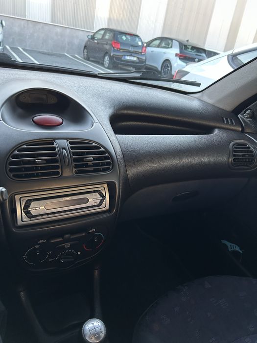 Peugeot 206 gasolina — photo 4