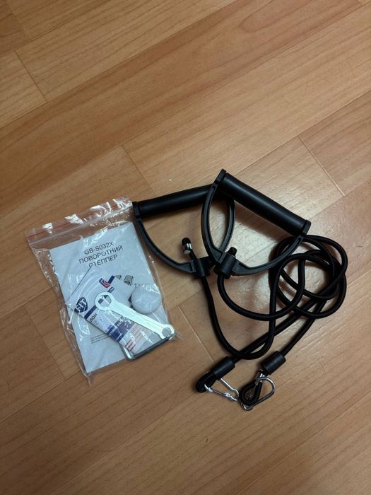 Компактний степпер Energy Fit для домашніх тренувань.