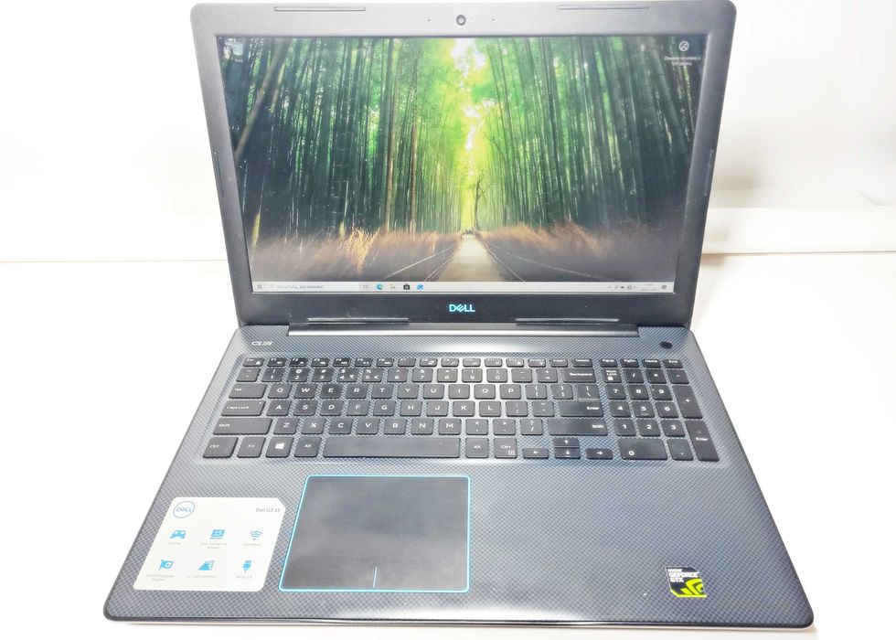 Laptop Dell g15 i5-8300H/16GB /Win10 GTX1050