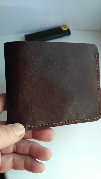 Кошелек кожанный . Ручная работа.