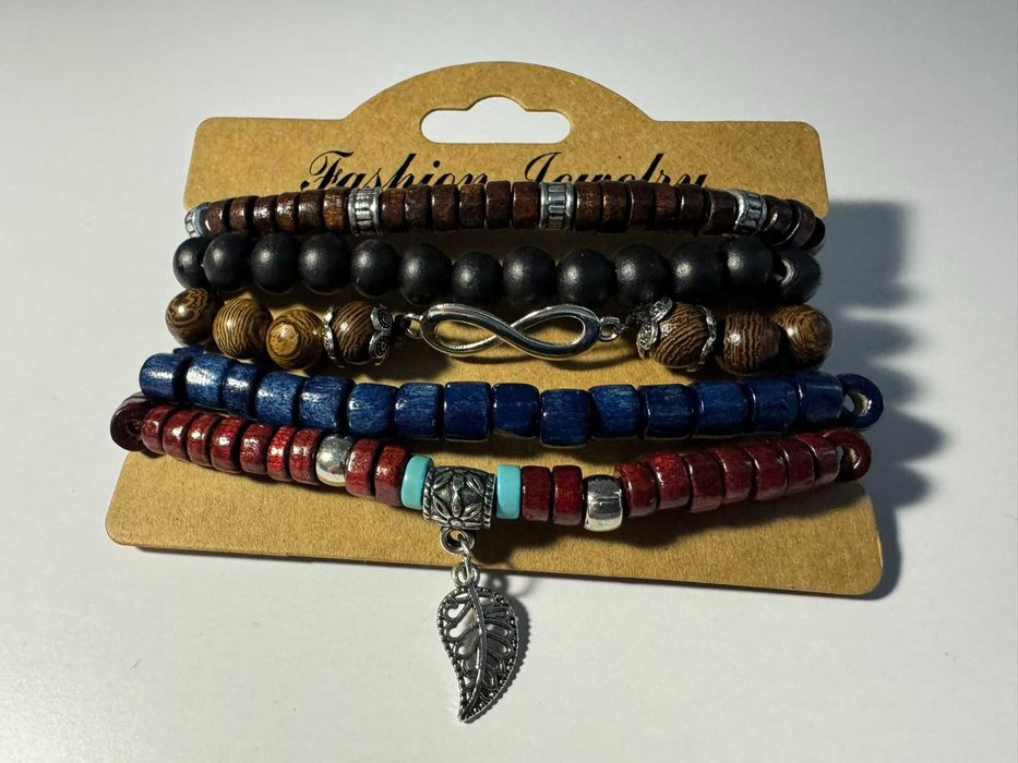 Pięć drewnianych bransoletek znak nieskączności  Boho (m27)