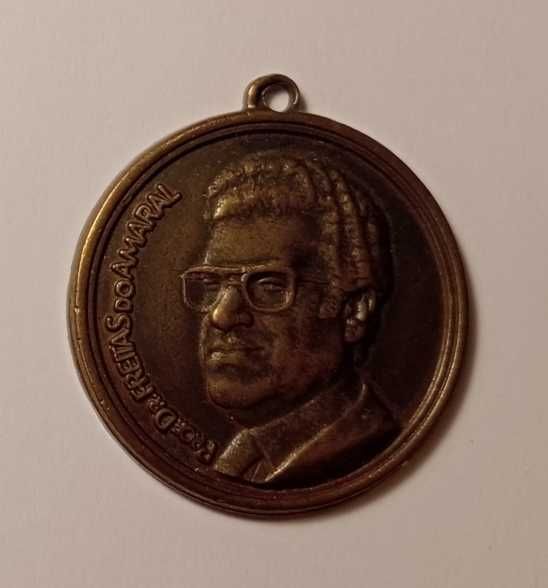 Medalhas de figuras portuguesas