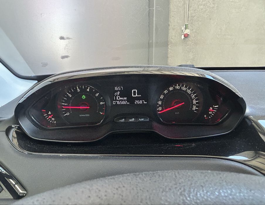 Peugeot 208 1.0 PureTech 68 Like 2015