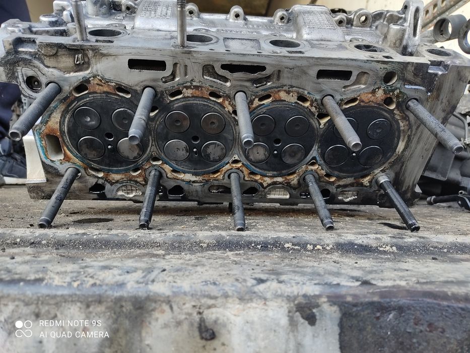 Головка блока Ситроен. Пежо. Форд. 1.6 нді