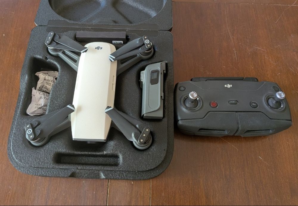 Drone DJI Spark + Comando