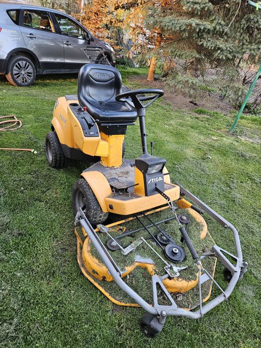 Kosiarka traktorek stiga park silnik honda