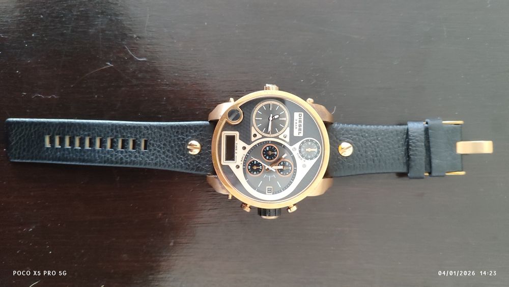 Relógio DIESEL (Daddy) em estado novo e original