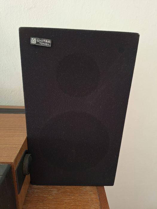 Radio Unitra Zodiak, kolumny, antena.