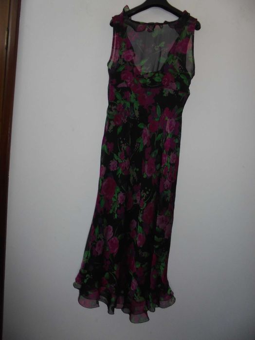 vestido de mulher as flores