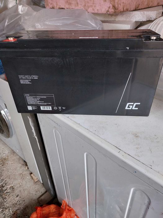 Акумуляторна батарея , гелева