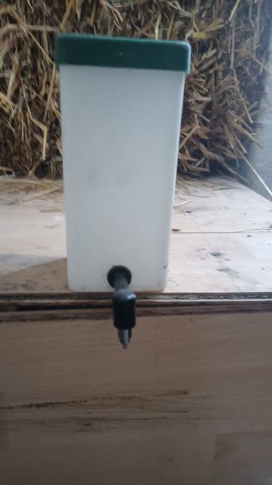 Sprzedam poidła dla królików