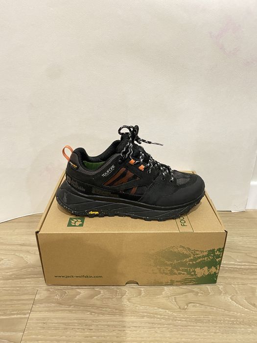 Жіночи трекінгові черевики Jack wolfskin