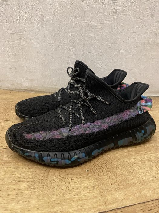 Кросівки Yeezy boost