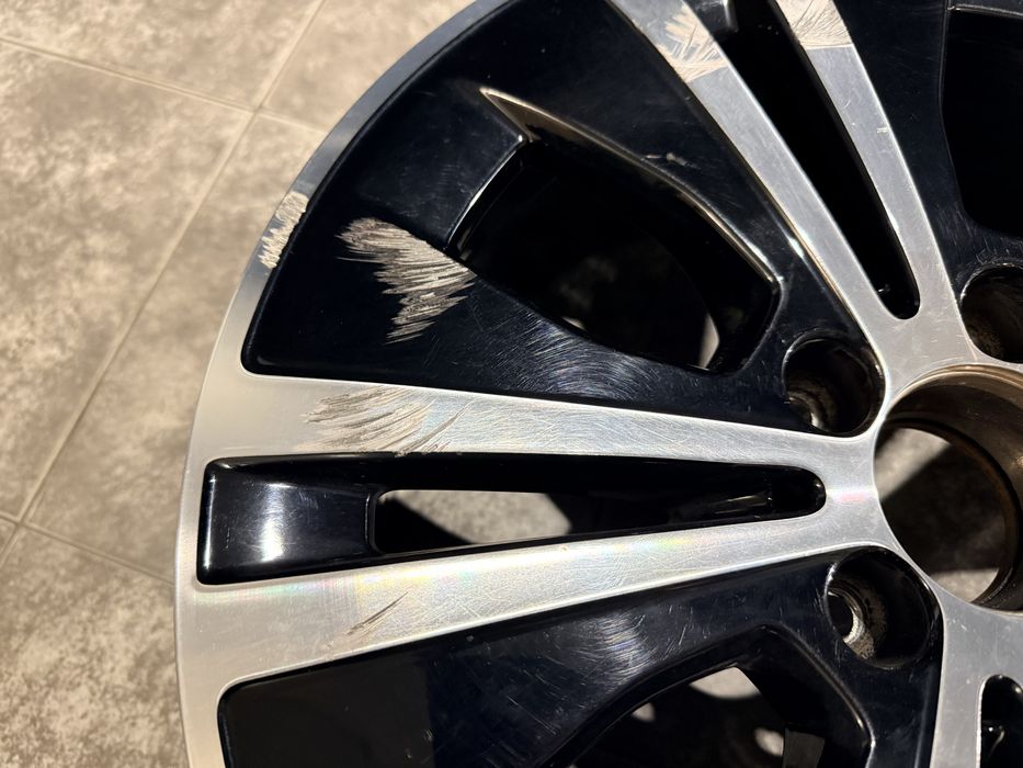 Felga Aluminiwa Oem Vito V Mercedes W213 17'' Citan W420